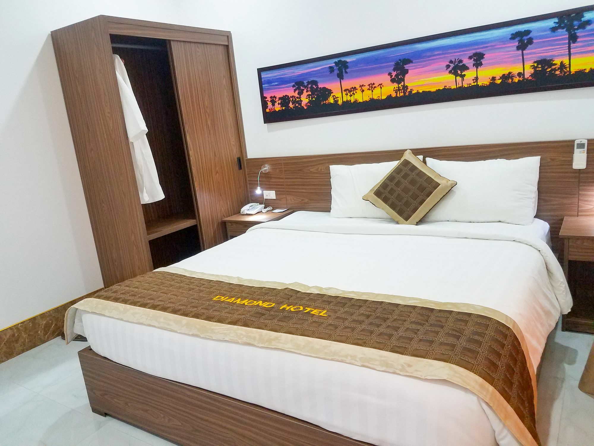 Diamond Hotel دونغ دونغ المظهر الخارجي الصورة